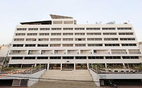 Palette Hotel Surya By Checkin Vadodara